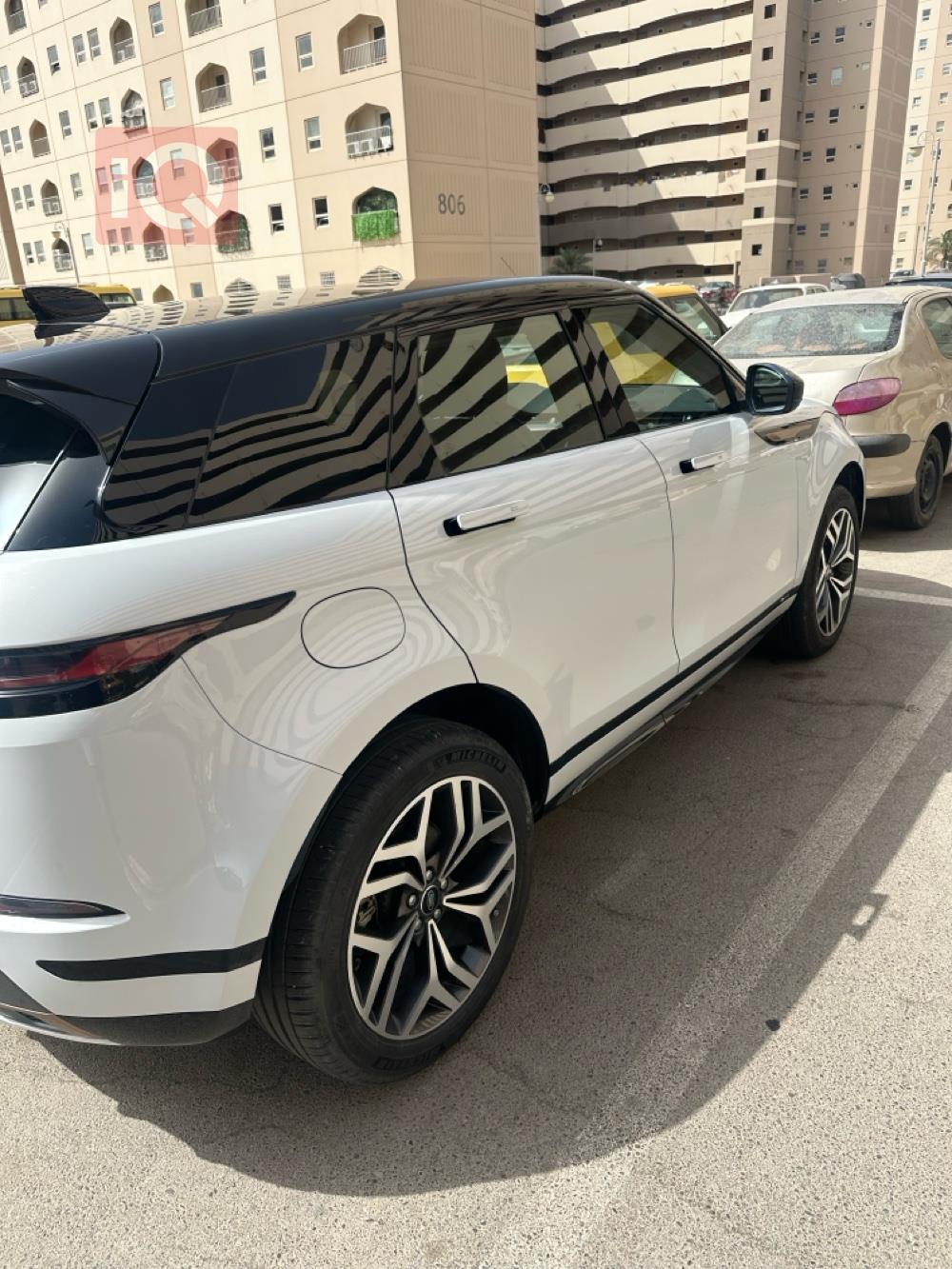 لاند روفر رينج روفر إيفوك
